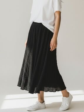 Dissh Crinkled Linen Maxi Skirt